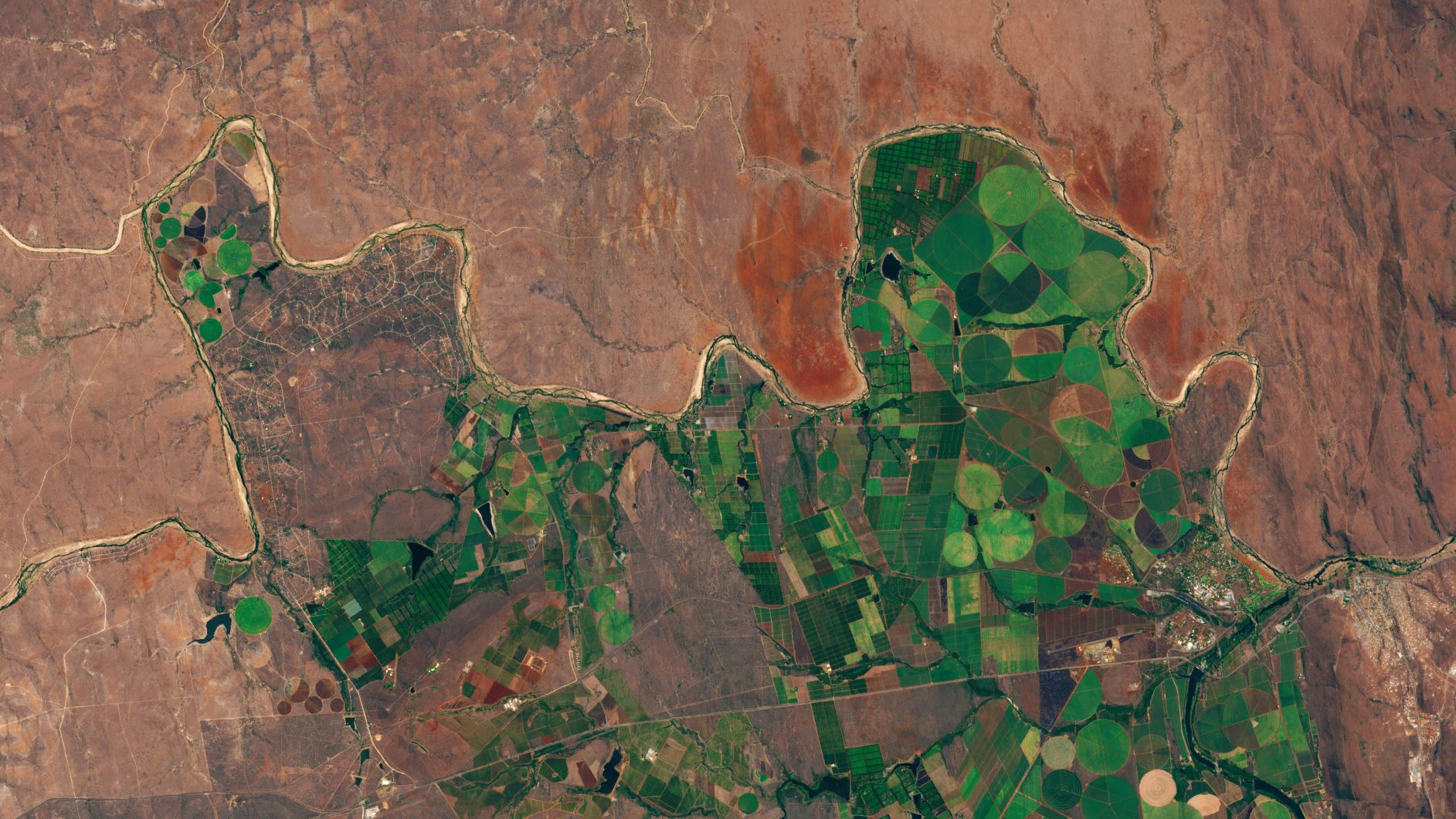 Zdjęcia satelitarne w misji zrównoważonego rozwoju Ziemi