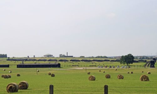 Zabieranie na pamiątkę historycznych przedmiotów, zostawianie śladów dla potomności, czy to niewłaściwe zachowanie?